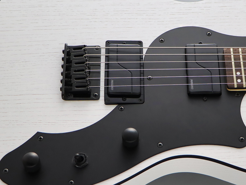 Електрогітара баритон FGN JIL3-ASH-DE664R Iliad Dark Evolution Series (Open Pore White) з чохлом