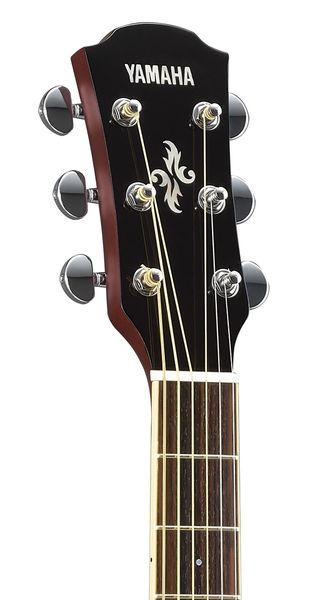 Электроакустическая гитара YAMAHA APX600 (Natural)