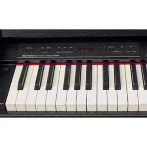 Цифрове фортепіано Roland F140R