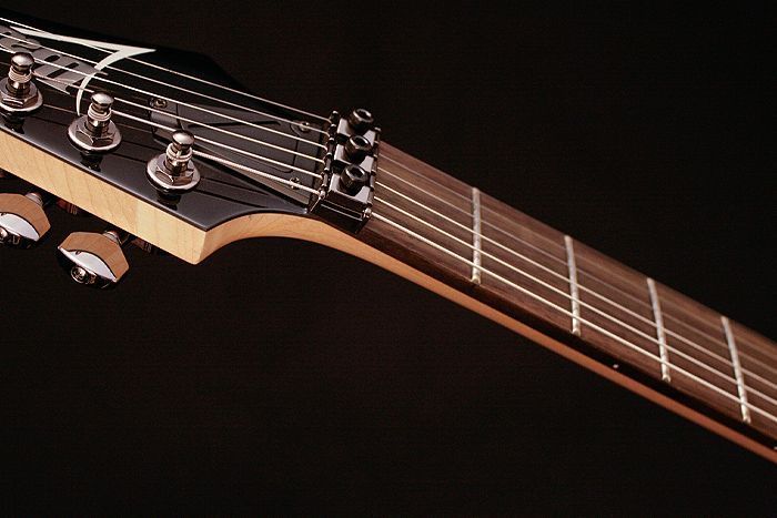 Електрогітара IBANEZ S520AH-CBF