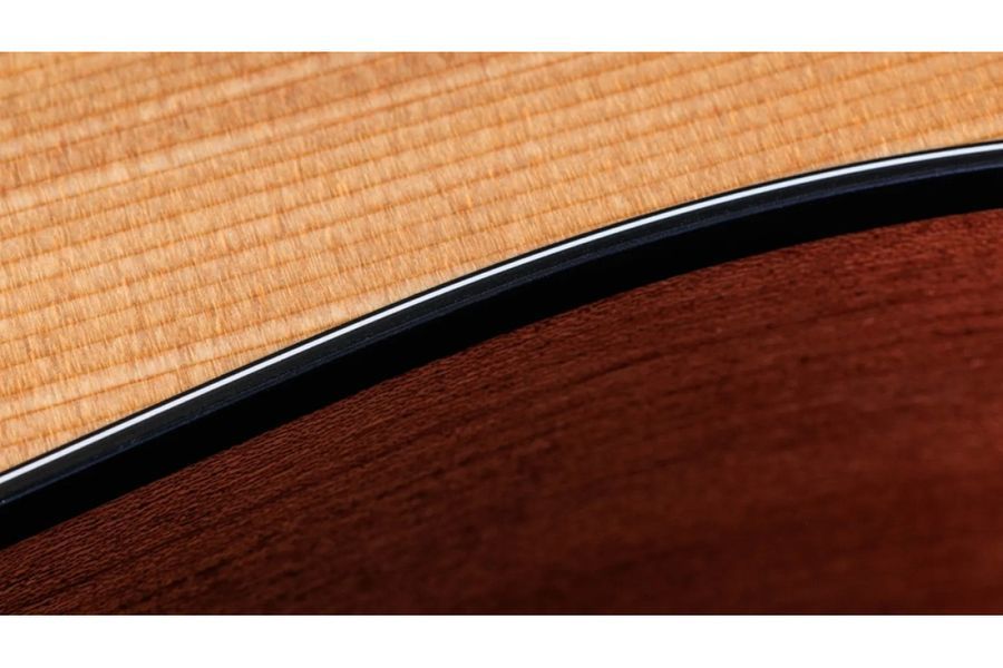 Електроакустична гітара TAYLOR GUITARS 150ce