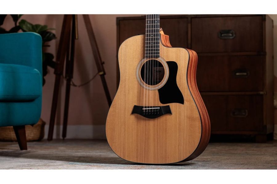 Електроакустична гітара TAYLOR GUITARS 150ce