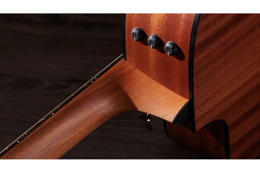 Електроакустична гітара TAYLOR GUITARS 150ce