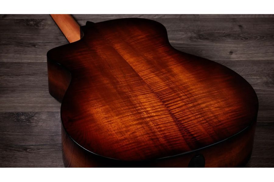 Электроакустическая гитара TAYLOR GUITARS 214CE-K SB PLUS с кексом