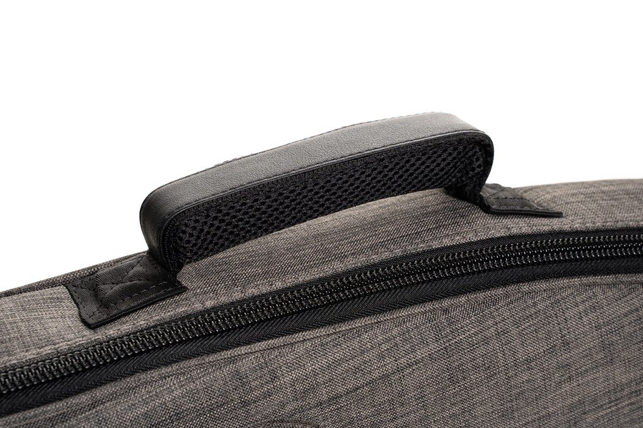 Чехол для бас-гитары Cort CPEB100 Premium Soft-Side Bag Bass Guitar