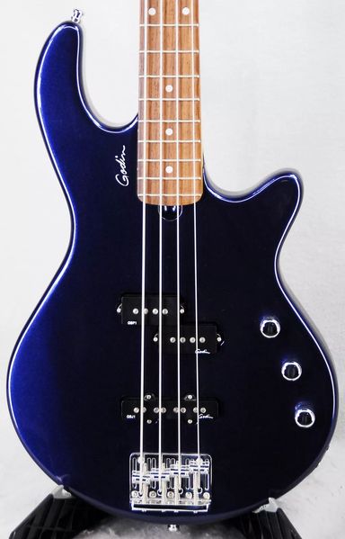 Бас-гітара Godin 023035 - Freeway 4 BASS Midnight Blue (Made in Canada)