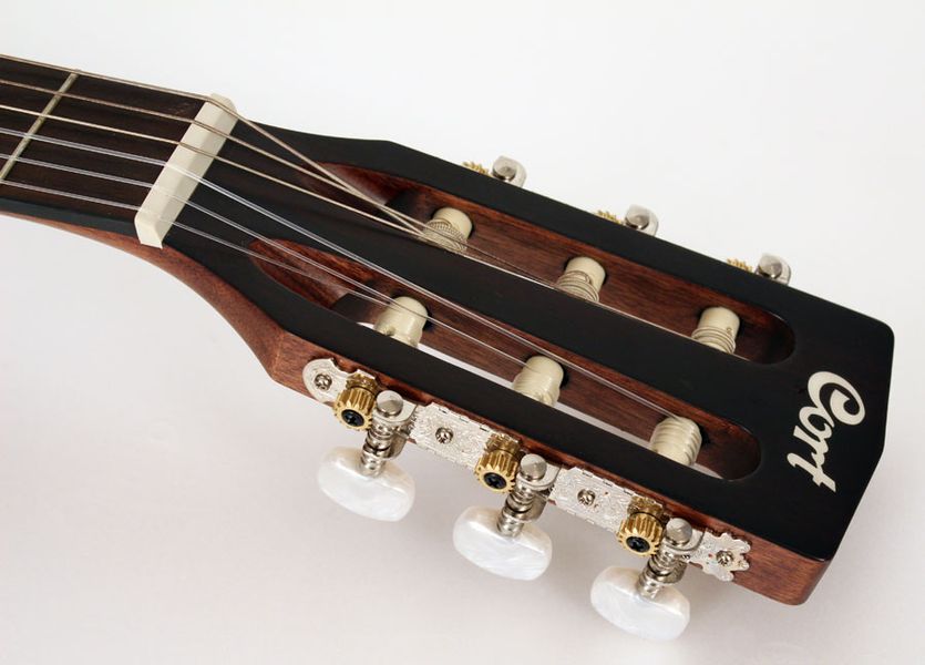 Классическая гитара CORT CEC3 (Natural Satin)