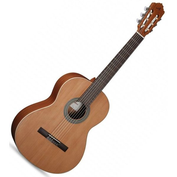 Классическая гитара Almansa 400