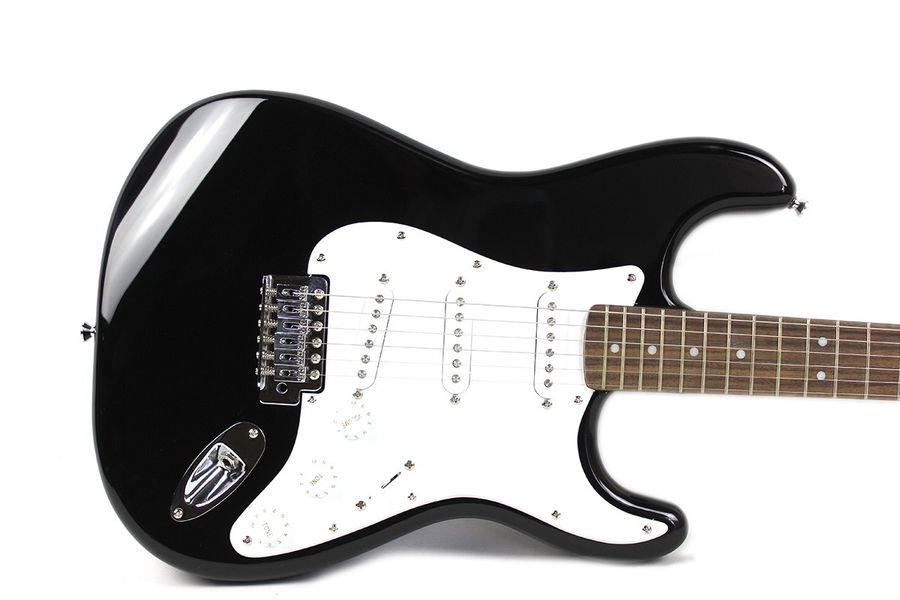 Електрогітара Fender Squier Bullet Stratocaster RW BK