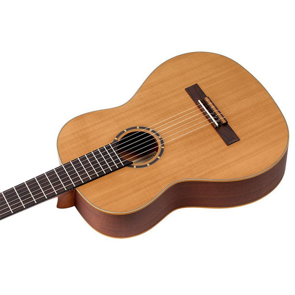 Класична гітара Ortega Family Series R122