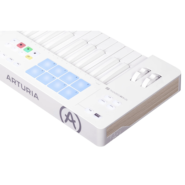 MIDI-клавіатура Arturia KeyLab Essential 49 mk3 Alpine White Special Edition + Arturia Pigments