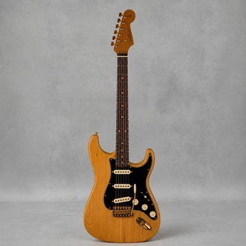 Электрогитара Fender Limited Edition Custom Shop '62 Stratocaster Journeyman Relic Aged Natural