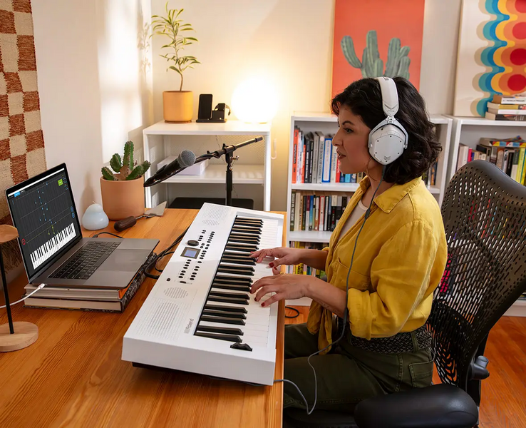 Синтезатор Roland GO:KEYS-5-WH