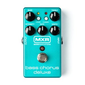 Педаль эффектов MXR Bass Chorus Deluxe