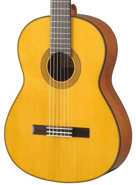 Классическая гитара YAMAHA CG142S