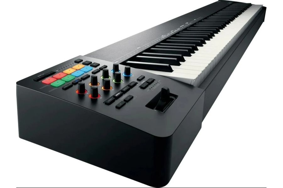 Midi-клавиатура Roland A-88MKII