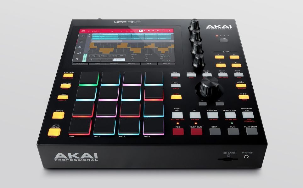 Семплер AKAI MPC ONE