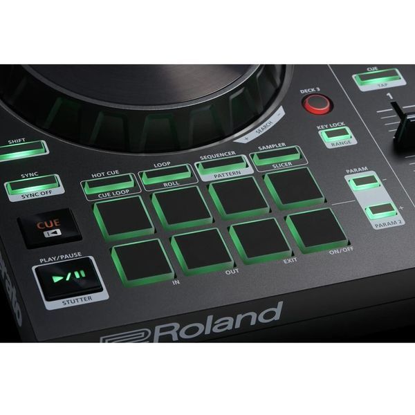 DJ контролер Roland DJ 202