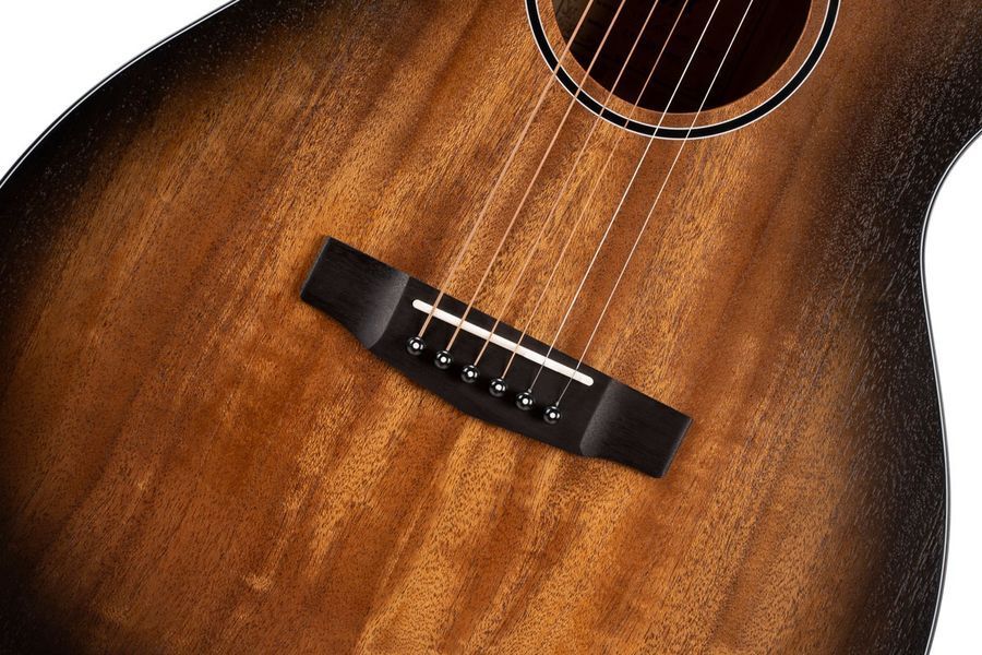 Електроакустична гітара Cort Core-OC Mahogany (Open Pore Black Burst)
