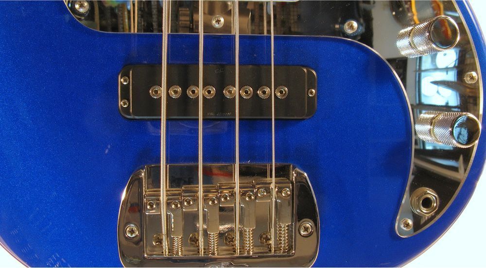 Бас-гитара G&L SB2 FOUR STRINGS (Electric Blue, maple, mirror) №CLF51087. Made in USA