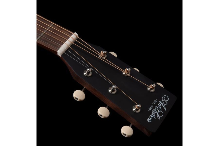 Електроакустична гітара Art and Lutherie Roadhouse Light Burst GT EQ