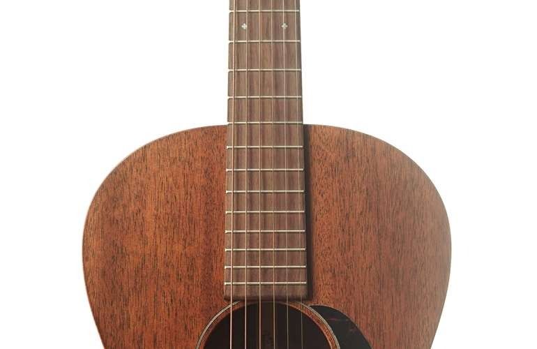 Акустическая гитара Martin 000-15SM