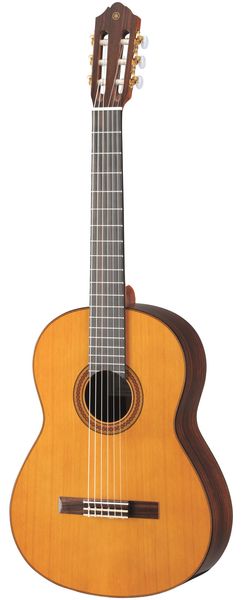 Классическая гитара YAMAHA CG182C