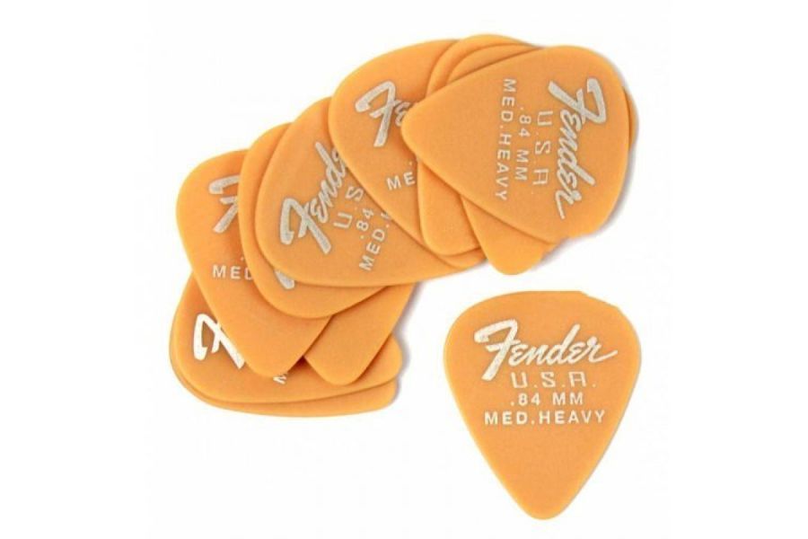 Набір медіаторів FENDER Dura-tone Delrin Picks 0.84 MM, 351 Shape - 12 Pack Butterscotch Blonde