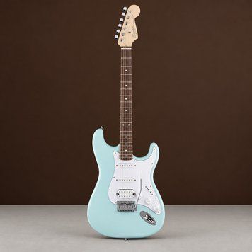 Электрогитара SQUIER DEBUT STRATOCASTER HSS DAPHNE BLUE
