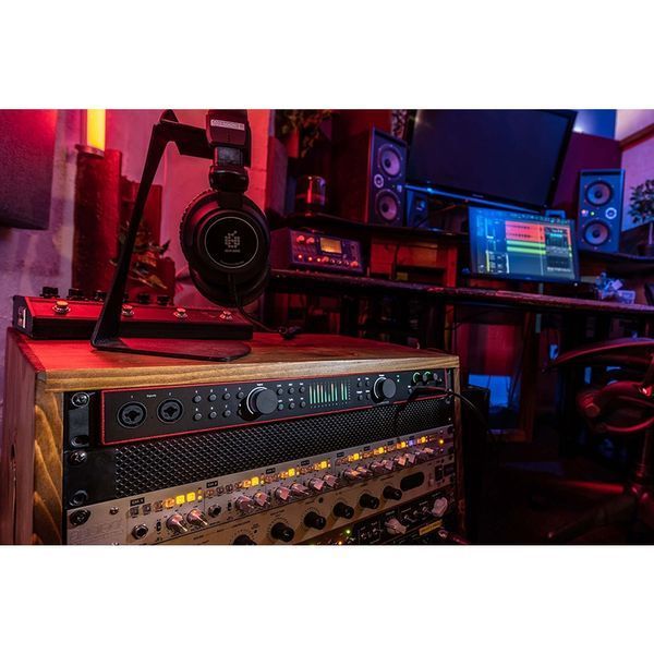 Аудіоінтерфейс FOCUSRITE Scarlett 18i20 4th Gen