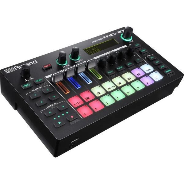 Грувбокс Roland MC101