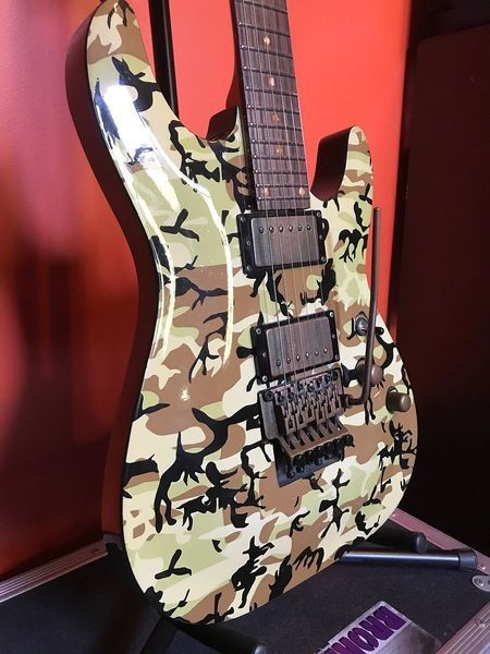Електрогітара Schecter C-1 Desert Camo FR Limited