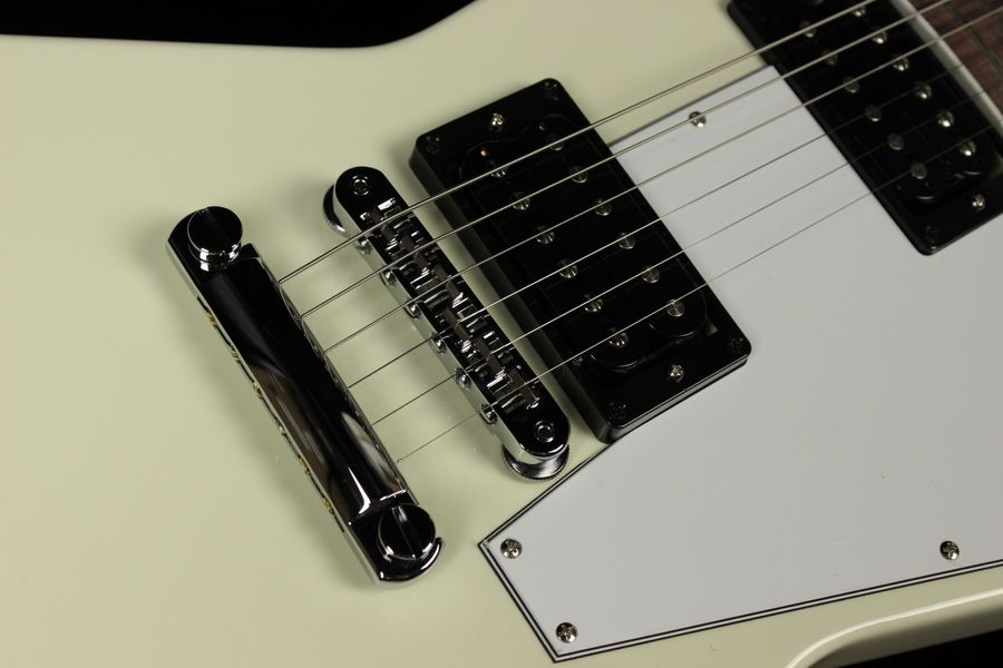 Електрогітара GIBSON EXPLORER 70s CLASSIC White