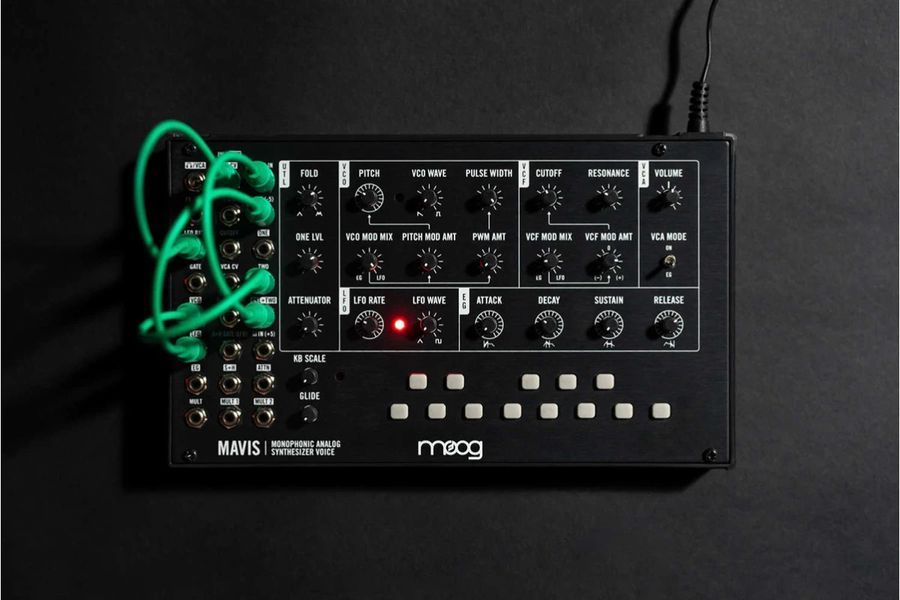 Синтезатор MOOG Mavis
