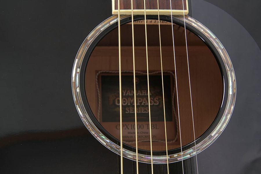 Электроакустическая гитара YAMAHA CPX1000 (Translucent Black)