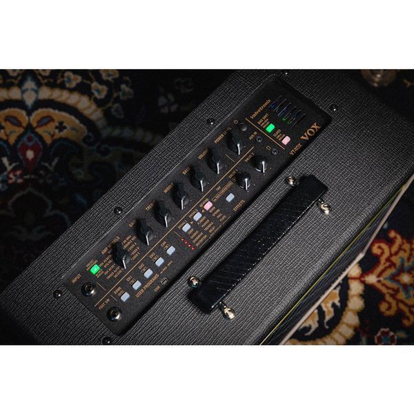 Гітарний комбопідсилювач VOX VT40X Classic Blue