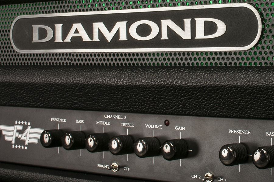 Гітарний комбопідсилювач Diamond Amplification F4