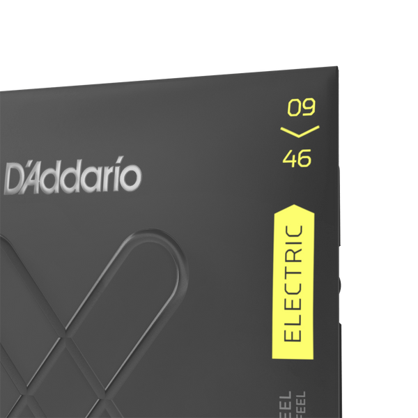 Струны для электрогитары D'ADDARIO XTE0946 XT Electric Nickel Plated Steel Super Light Top/Regular Bottom (09-46)