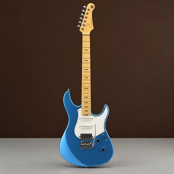 Електрогітара YAMAHA PACIFICA PROFESSIONAL (Sparkle Blue)