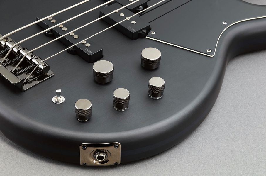 Бас-гитара YAMAHA BB734A (Matte Translucent Black)